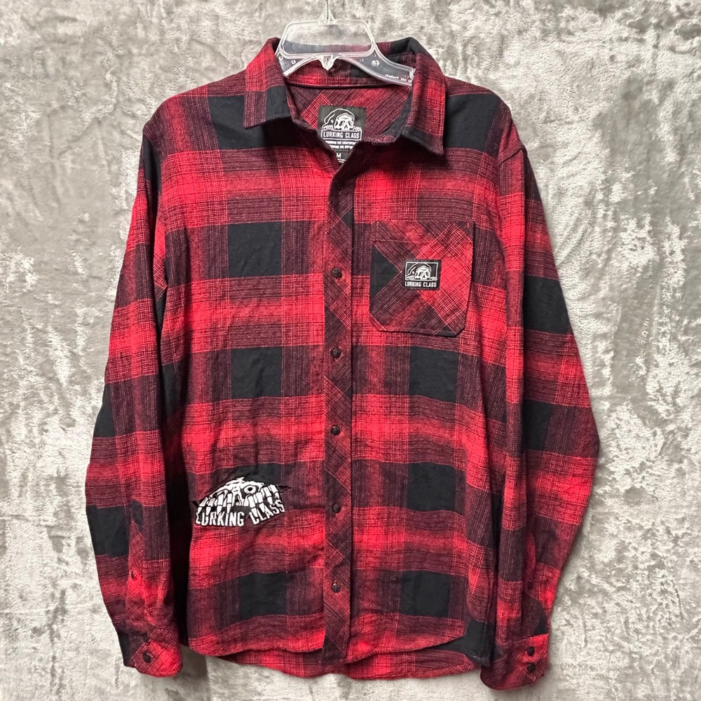 Lurking Class Sketchy Tank Red Black Plaid Flannel Shirt Men M Embroidered Patch